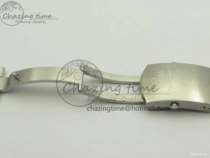 0317 TechFriendly SpeedMaster MoonWatch SS OMF 1:1 Best Edition Black Red Dial On SS Bracelet A9300 V 8092